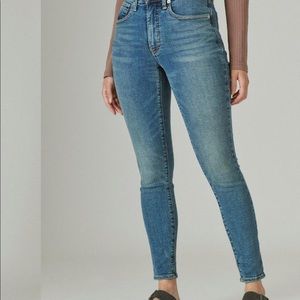 Lucky brand jeans